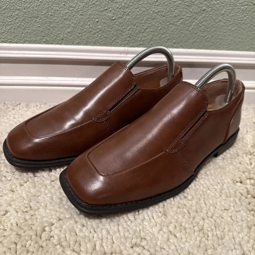 Sonoma Boys Size 7M Cristopher Cognac Brown Slip On Dress Shoes Memory Foam